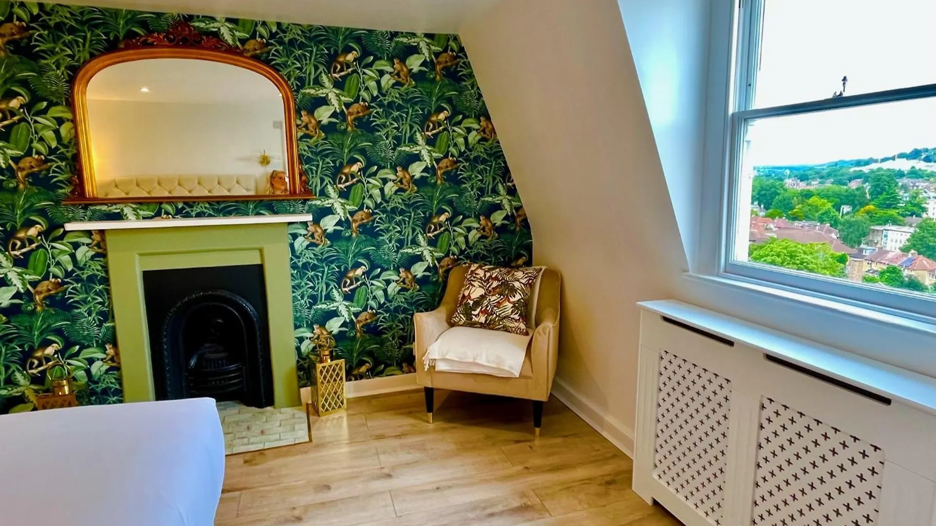 The Paragon Penthouse - Stunning Views Over Bath!